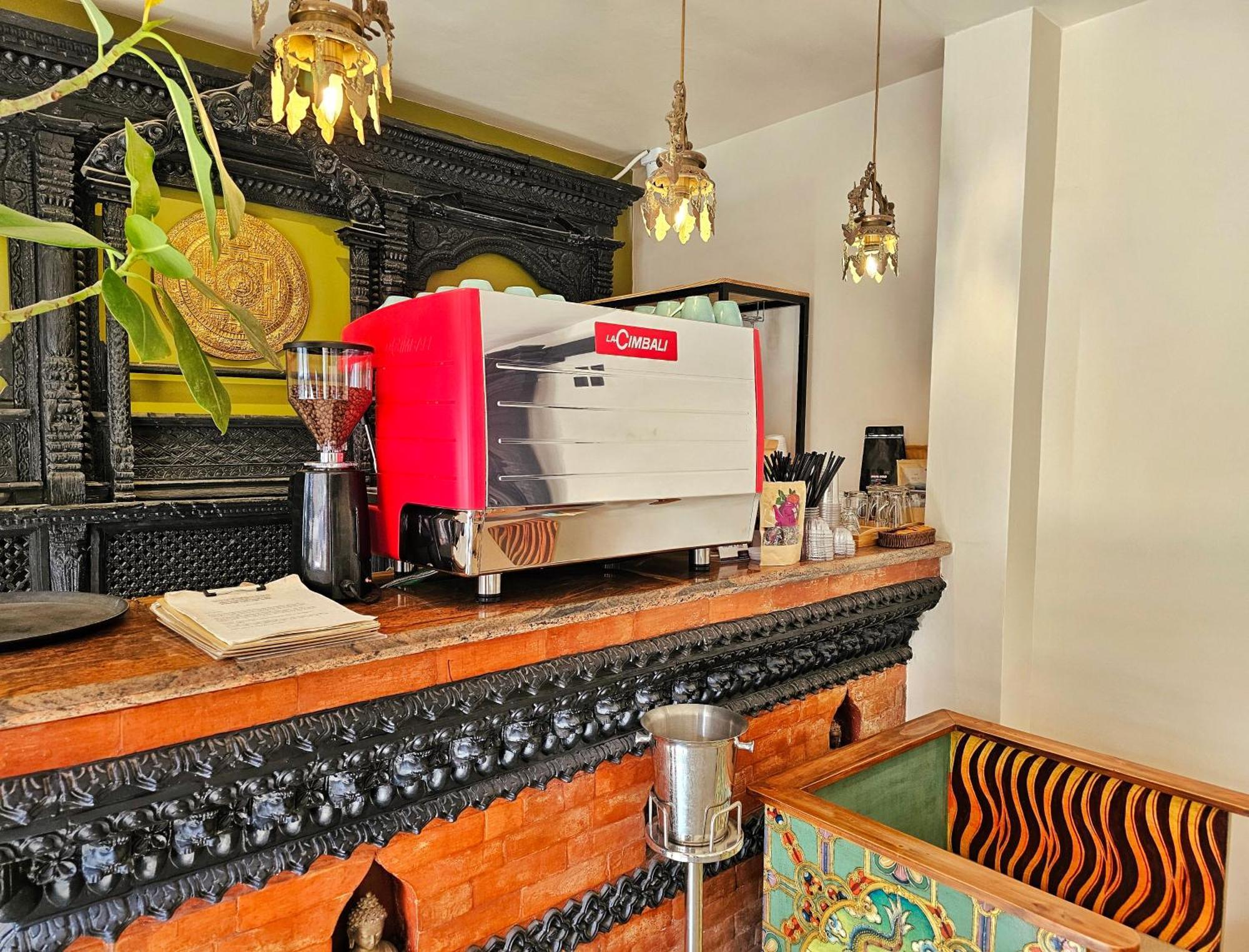 Swarga Heritage Hotel - A Traditional Stay Kathmandu Exterior foto
